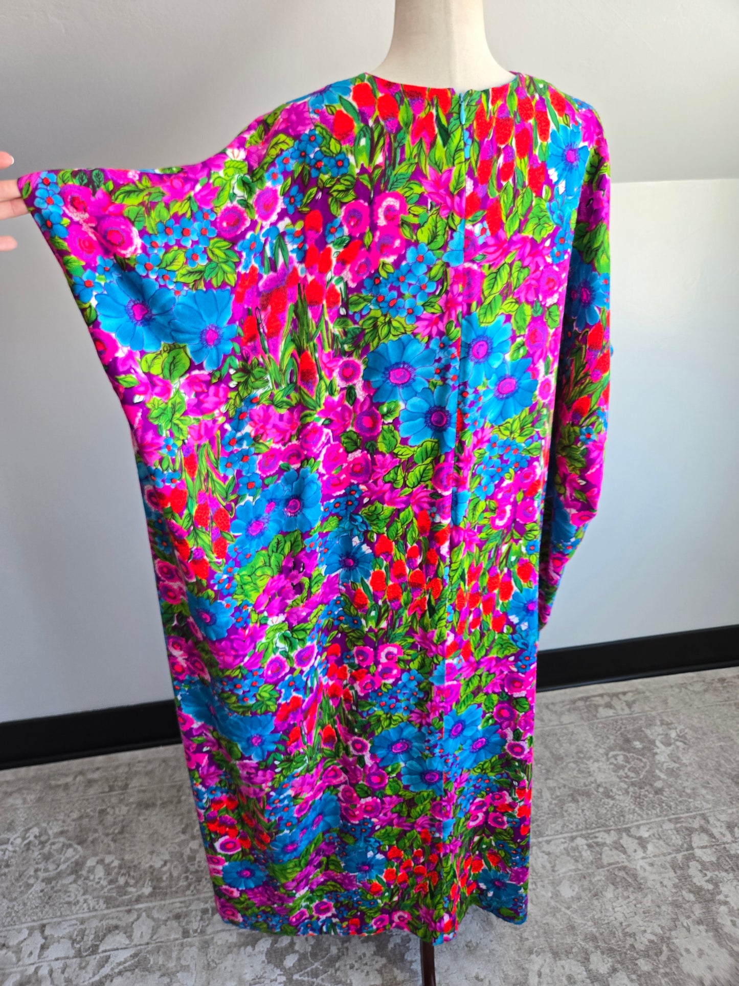 Ter-She Vintage Barkcloth Dayglo Print Floral Caftan - OS