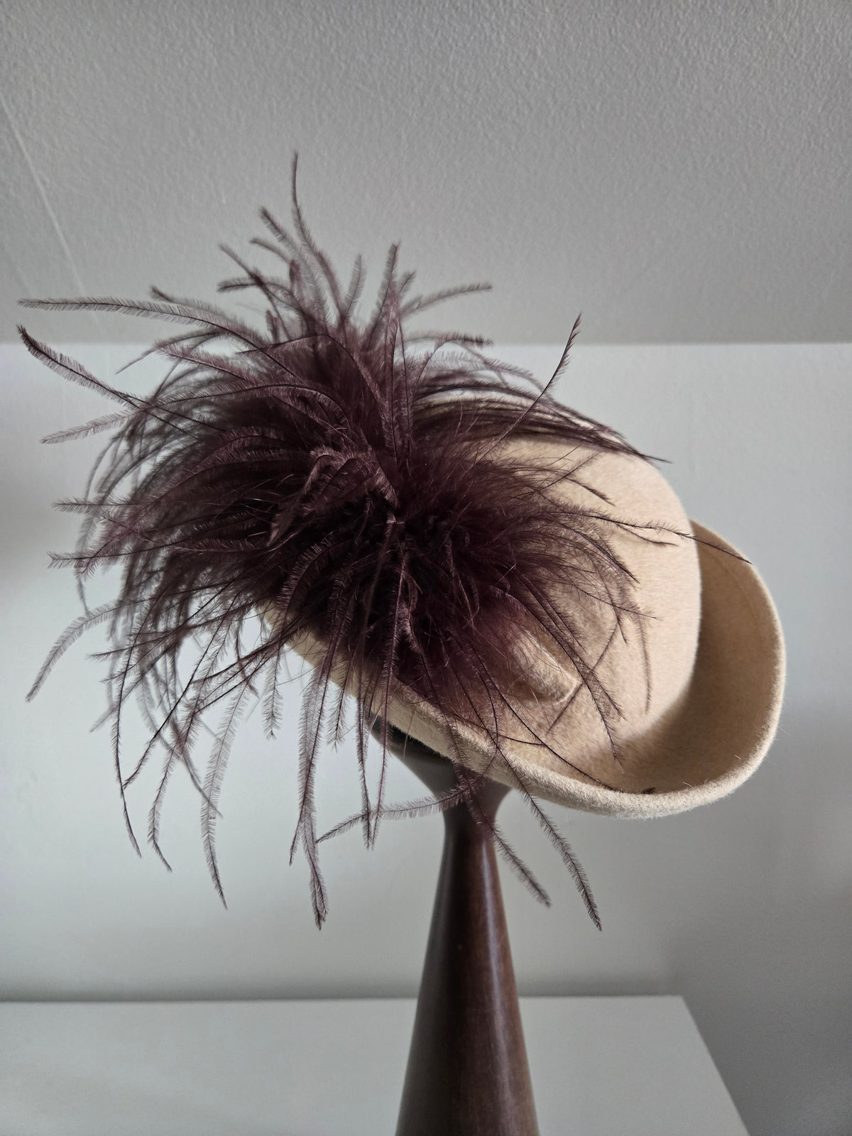 Vintage Bermona London Brown Wool and Ostrich Feather Fascinator
