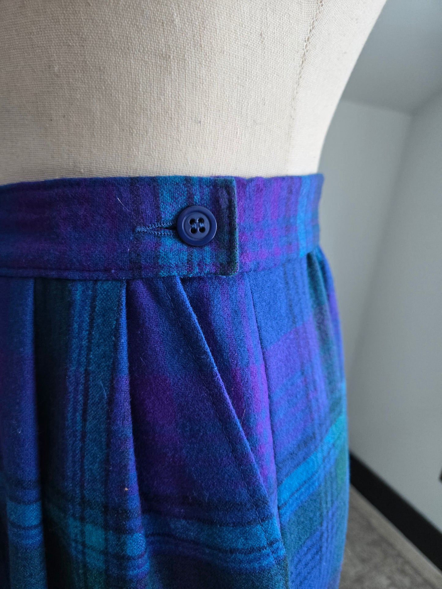 Pendleton Vintage Blue and Purple Plaid Wool Skirt - W29"