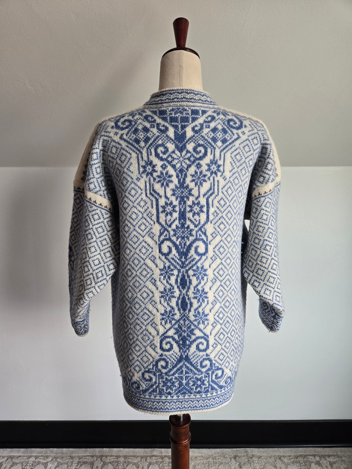 Norlender Norweigan Wool Vintage Cardigan - M/L