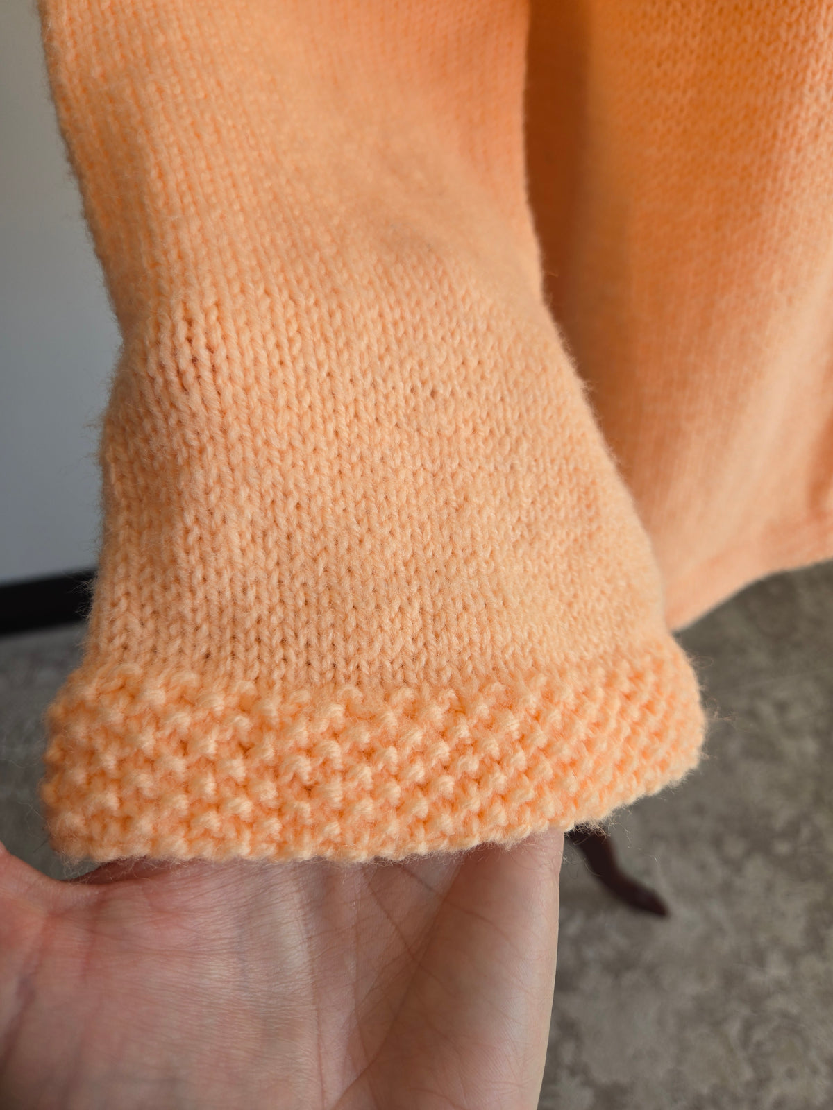 Vintage 1960s Peachy Pink Hand Made Cropped Cardigan - L/XL