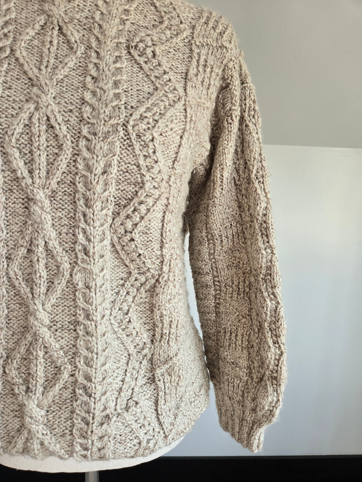 Aran Islands Soft Wool Hand Knitted Chunky Sweater - Medium
