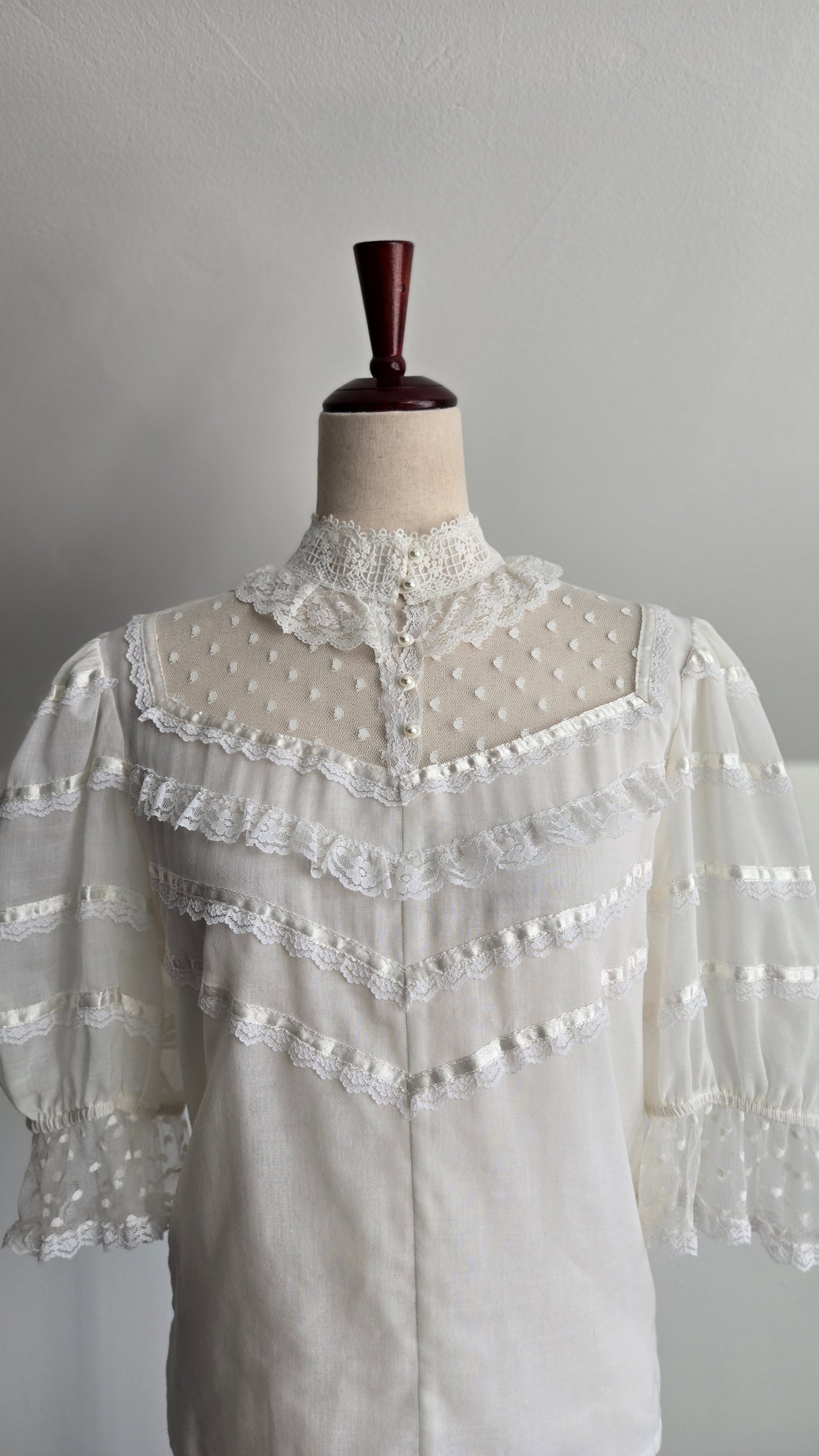 Gold Label Jessica's Gunnies San Fransisco Vintage 70s Gauzy Blouse - Medium