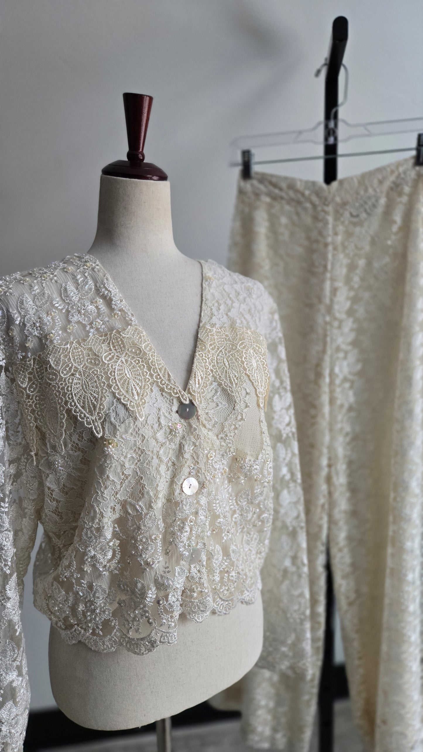 Surya Vintage White Lace Two Piece Pant Set - medium