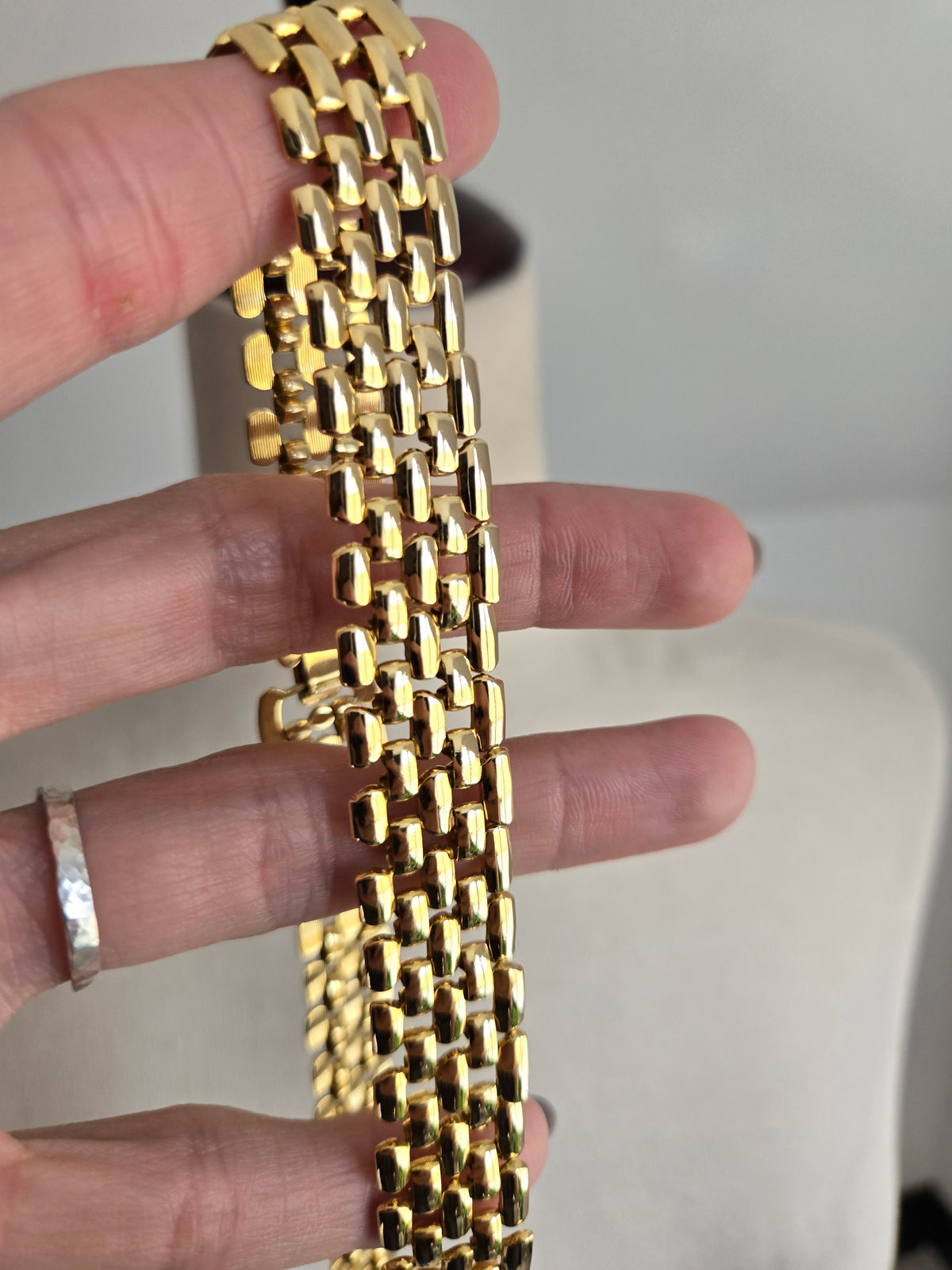 Vintage Chunky Gold Linked Choker