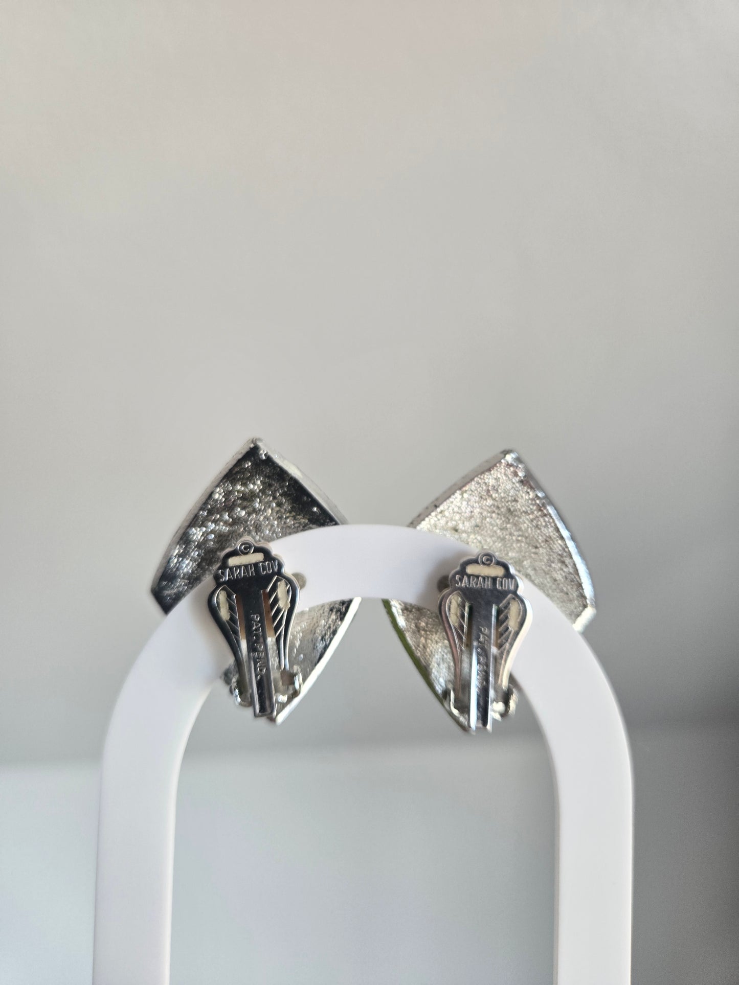 1961 Sarah Coventry Silver Tone Nile Three Piece Set