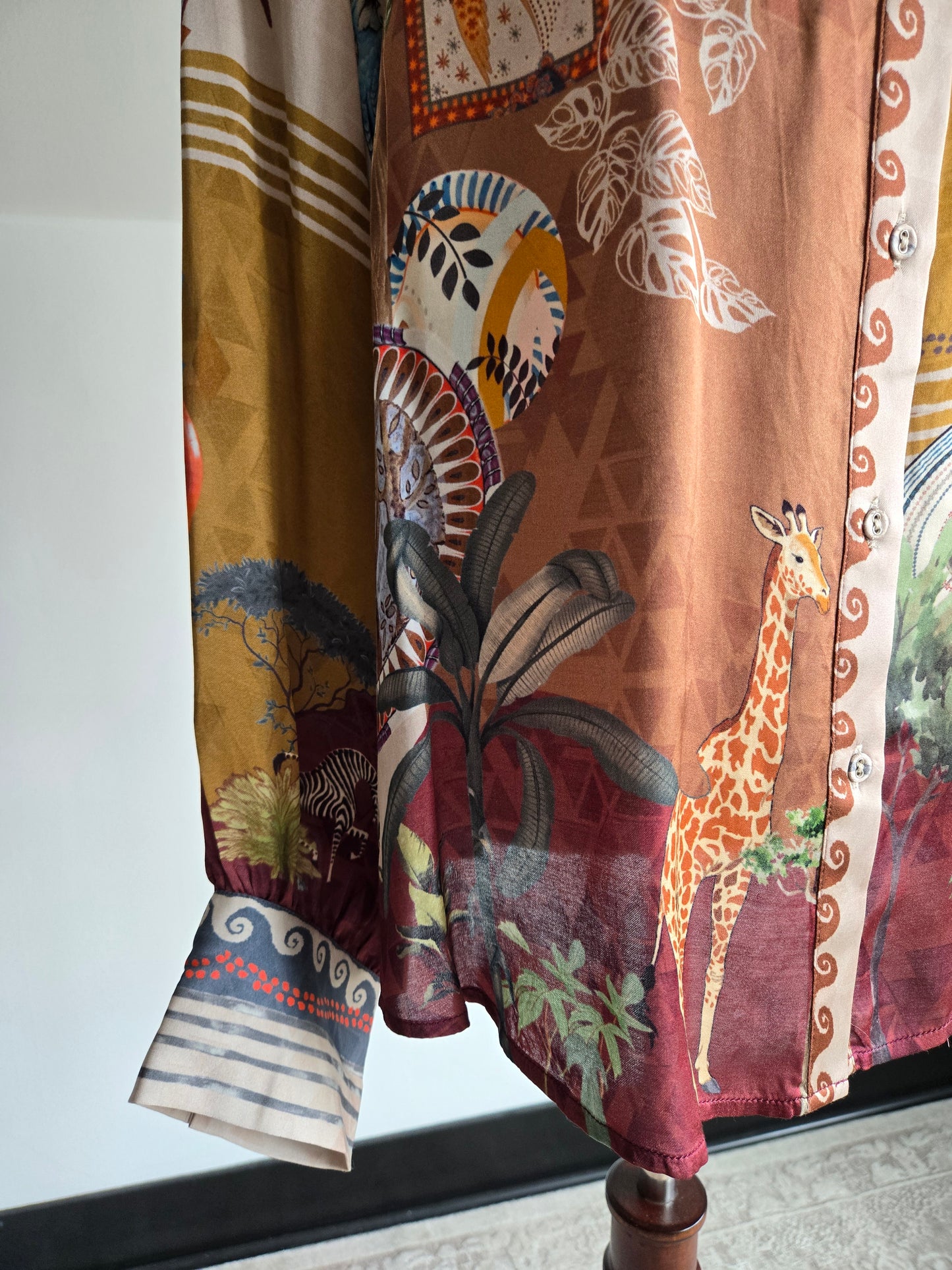 Ranna Gill Travel Print Luxury Resort Wear Blouse - Large