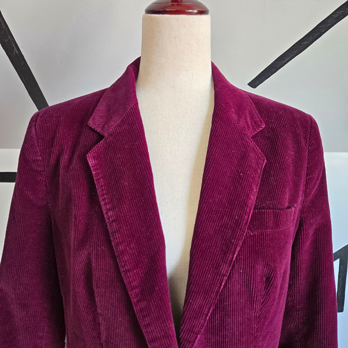 Anthony's Made in Japan Vintage Burgundy Corduroy Blazer - large