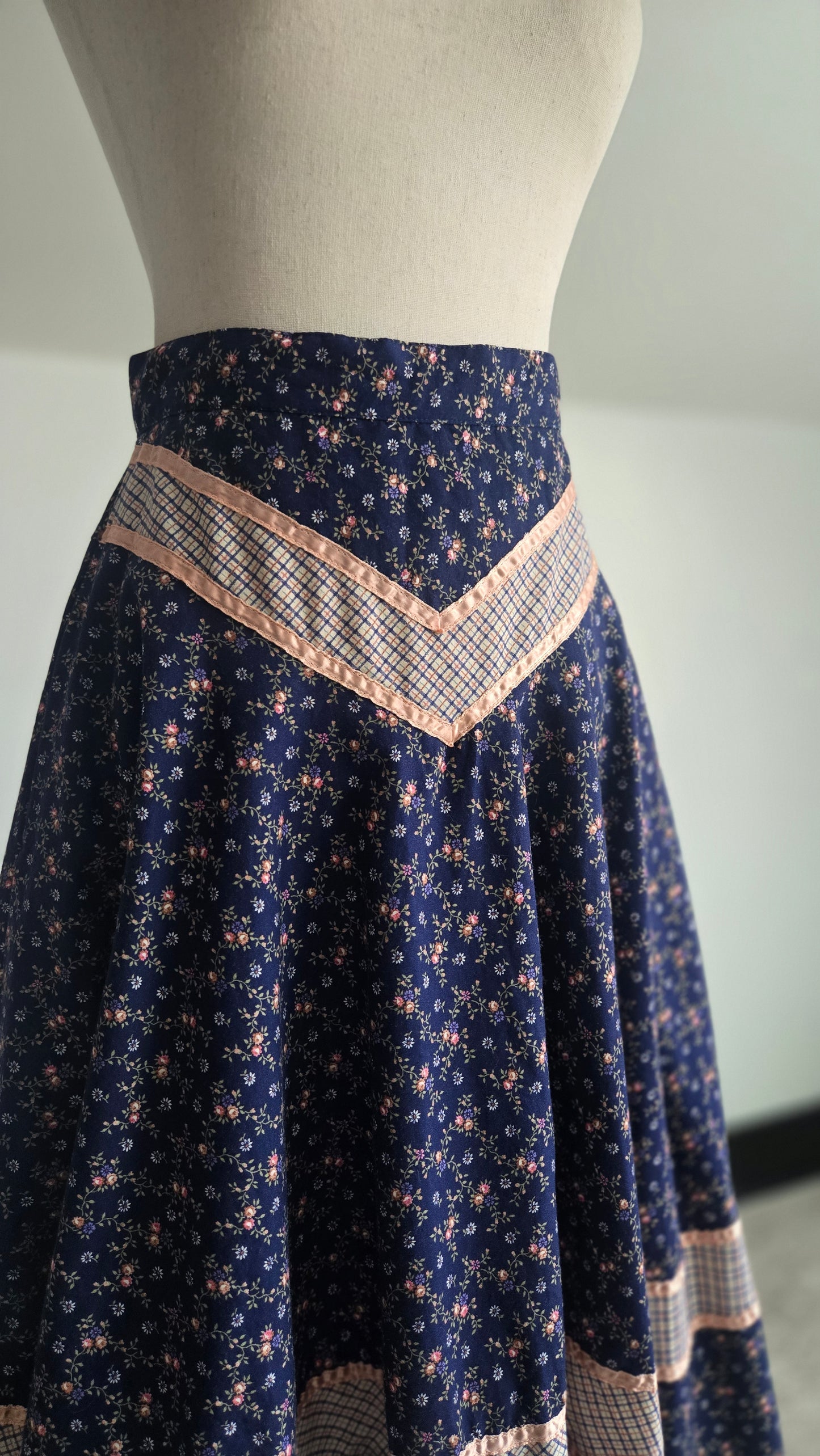 Jessica's Gunnies San Francisco Cotton Skirt - XS/S