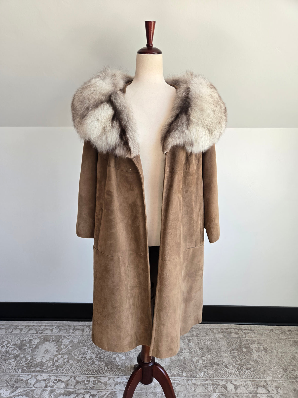 Vintage Suede Leather Coat with Genuine Fur Collar - XL/2XL