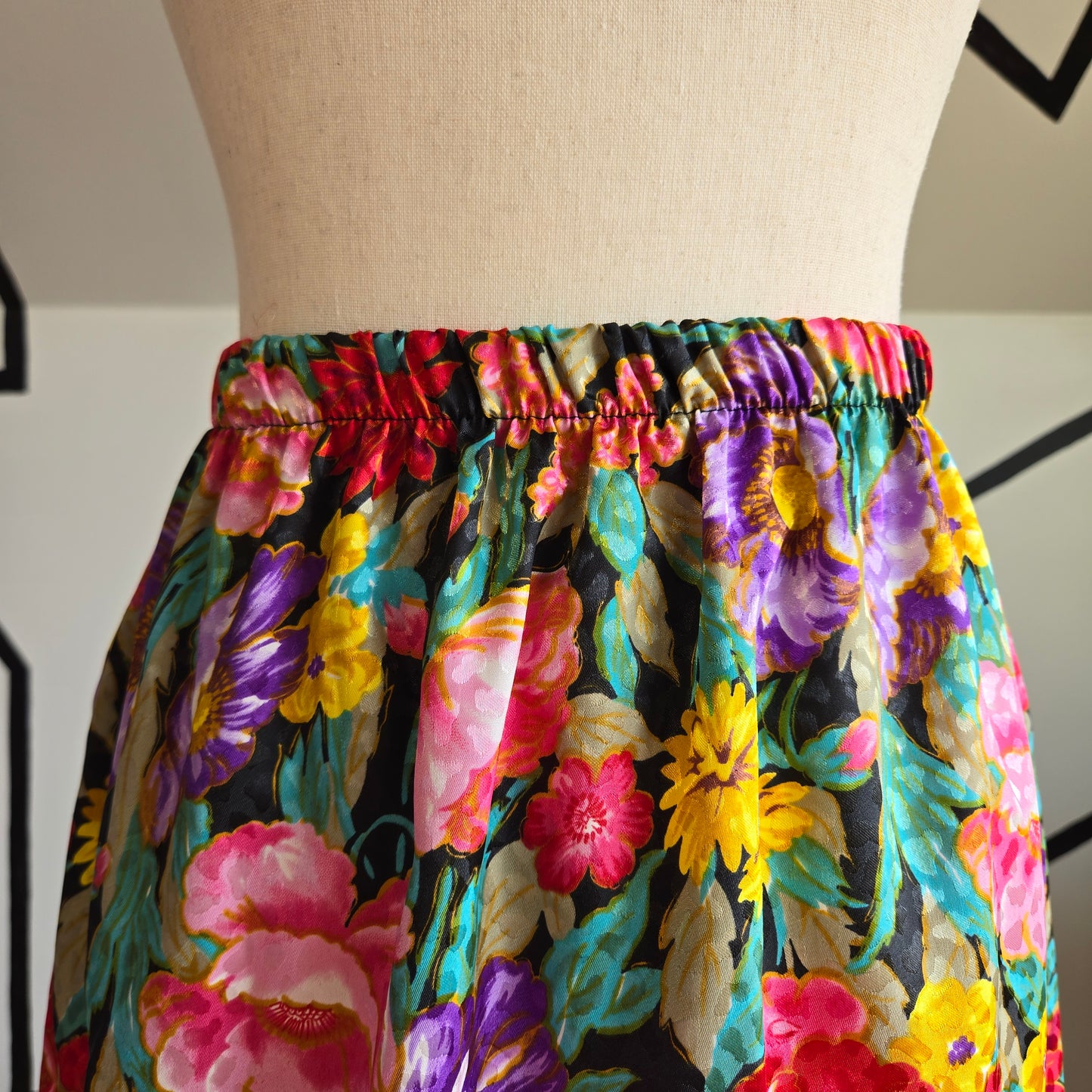 Vintage Embossed Bright Floral Skirt - medium