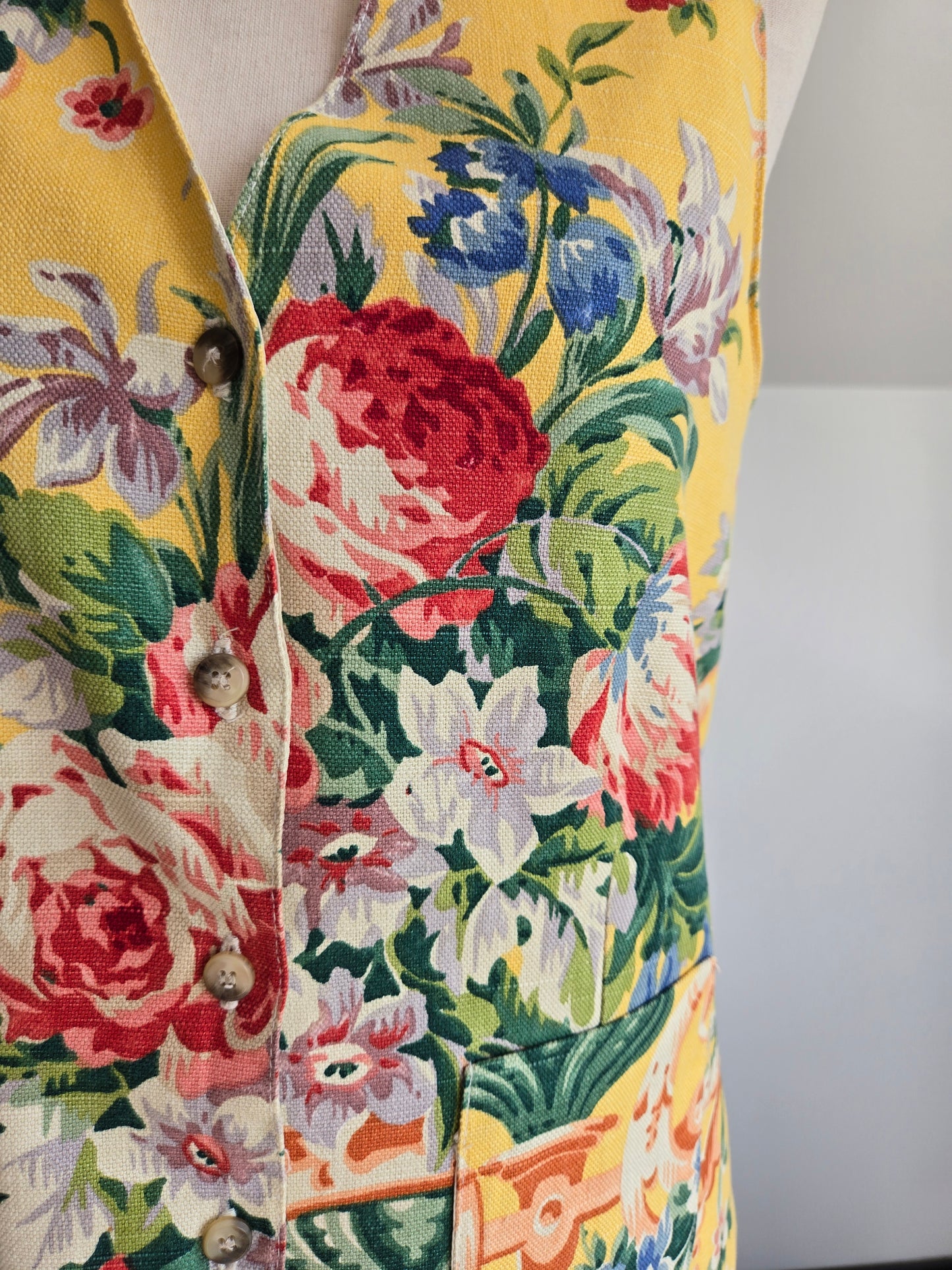 E Claire Vintage Cotton Floral Vest in Yellow - S/M