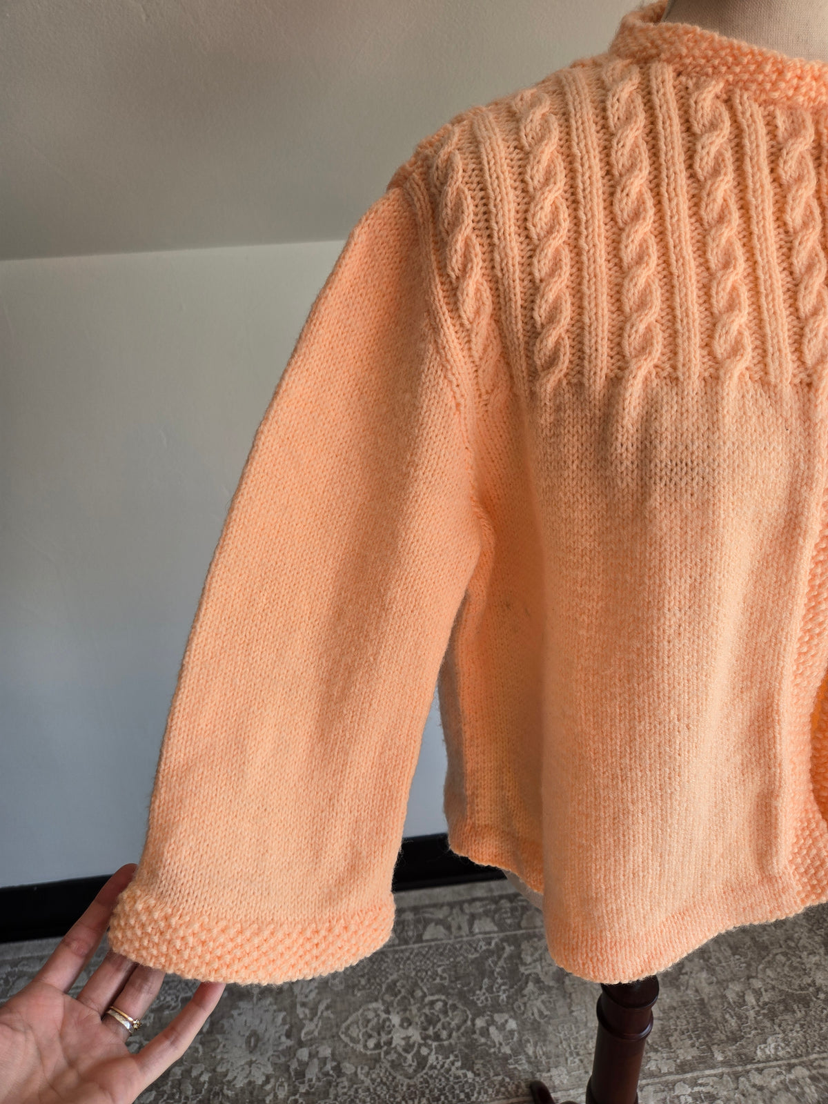 Vintage 1960s Peachy Pink Hand Made Cropped Cardigan - L/XL