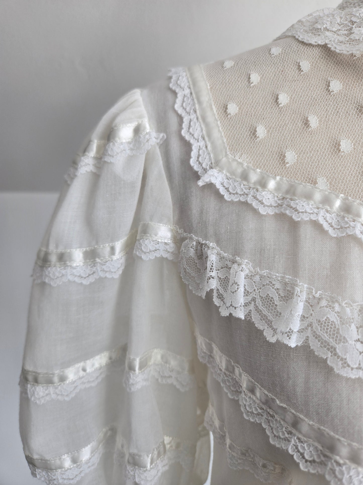 Gold Label Jessica's Gunnies San Fransisco Vintage 70s Gauzy Blouse - Medium