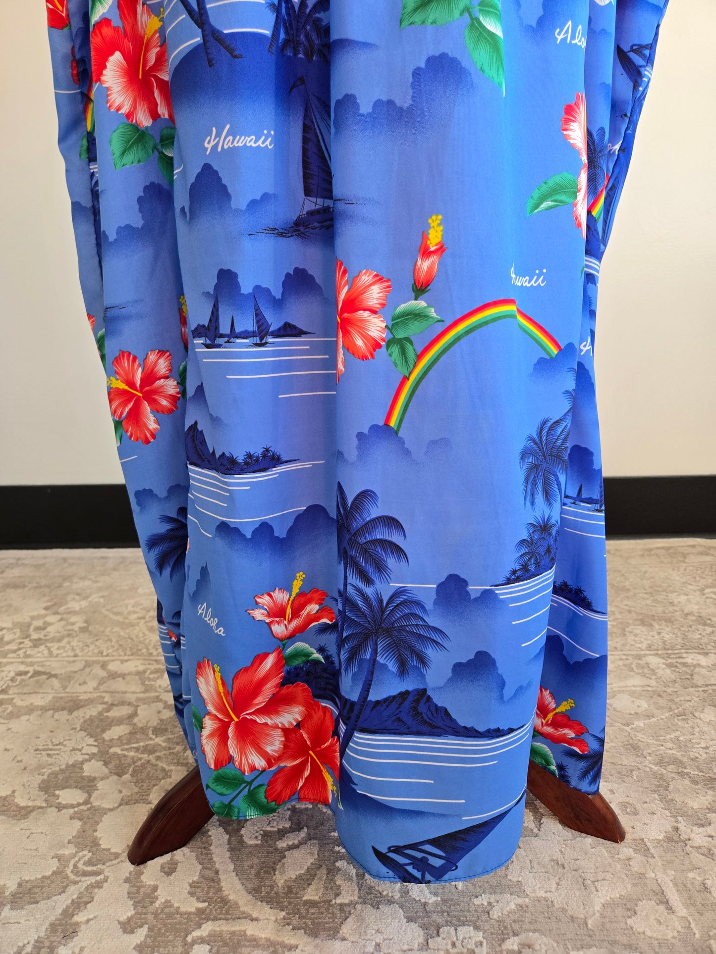 Made in Hawaii Blue Beach Scene and Rainbows Caftan - OS