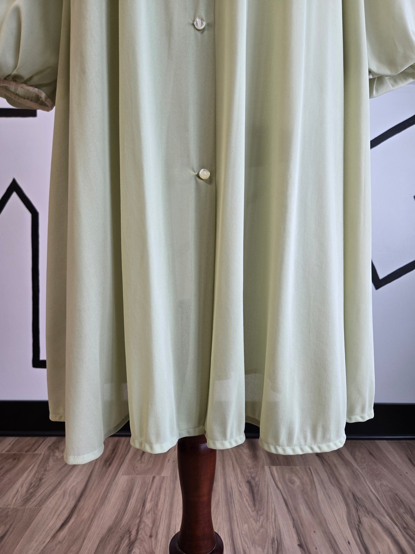 Carol Brent Vintage 60s Chiffon Light Green House Coat - medium