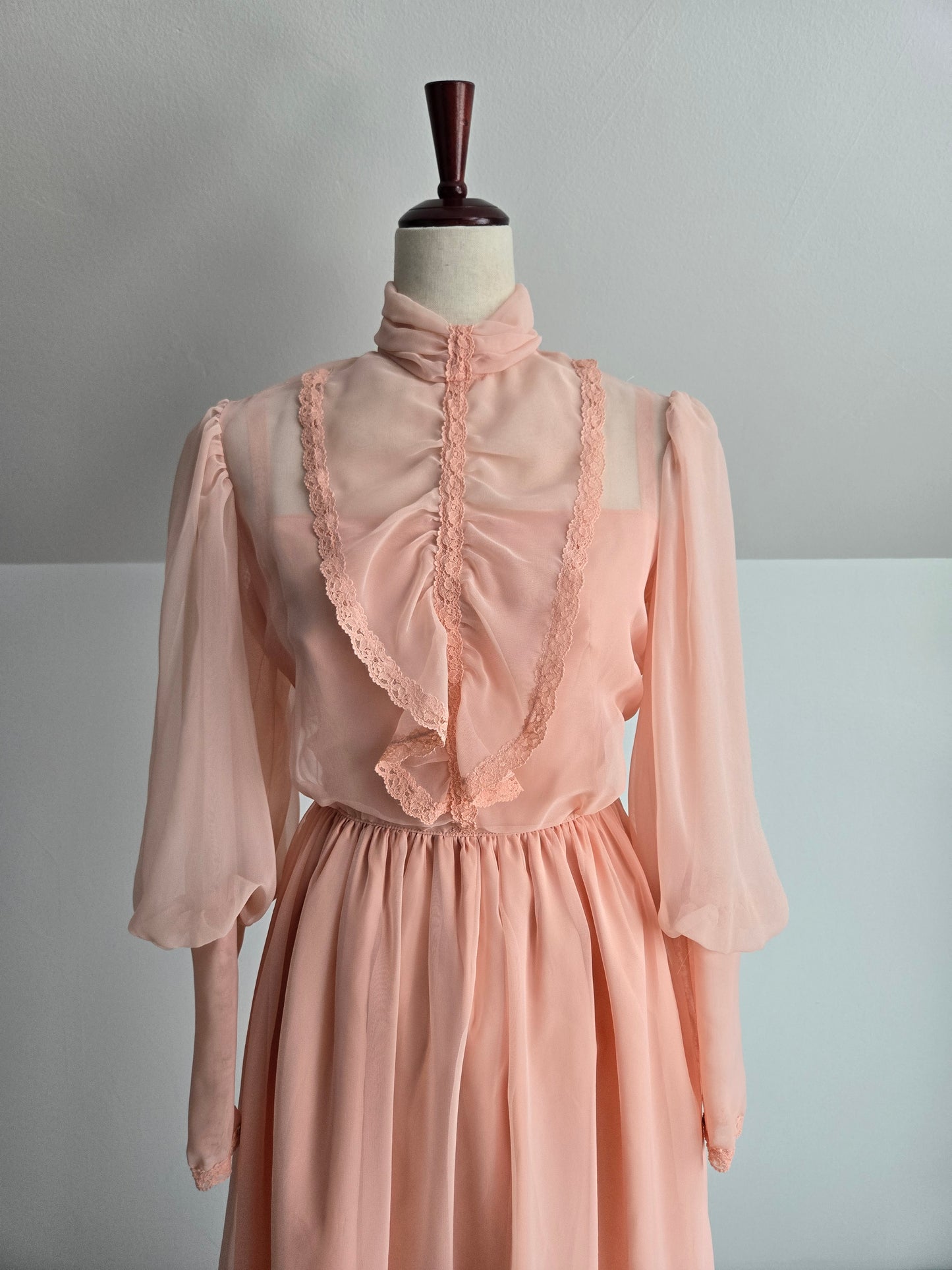 Peachy Pink 1970s Vintage Edwardian Style Dress - small