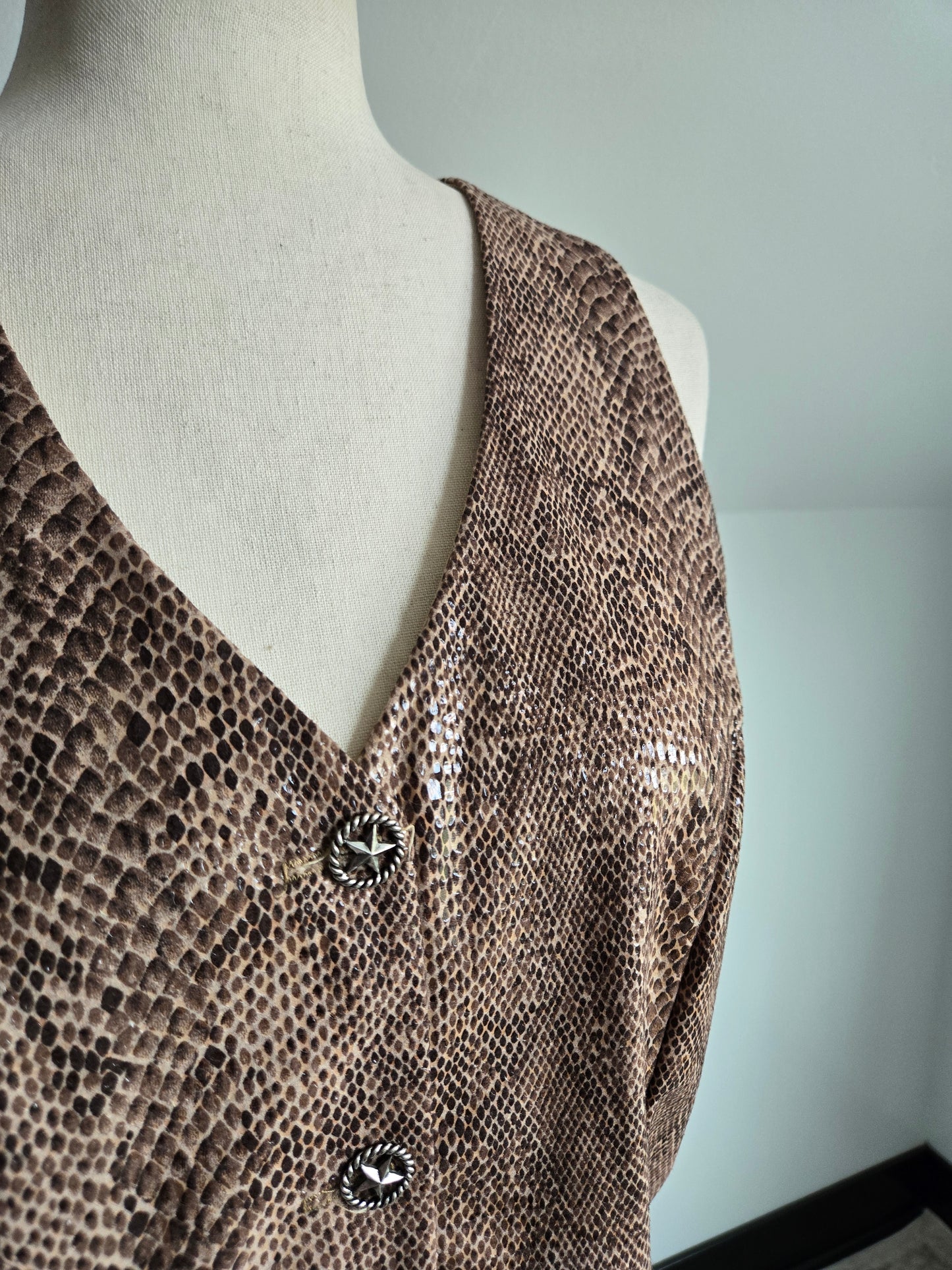 Banjo Dallas, TX Vintage 80s Western Snake Skin Print Vest -