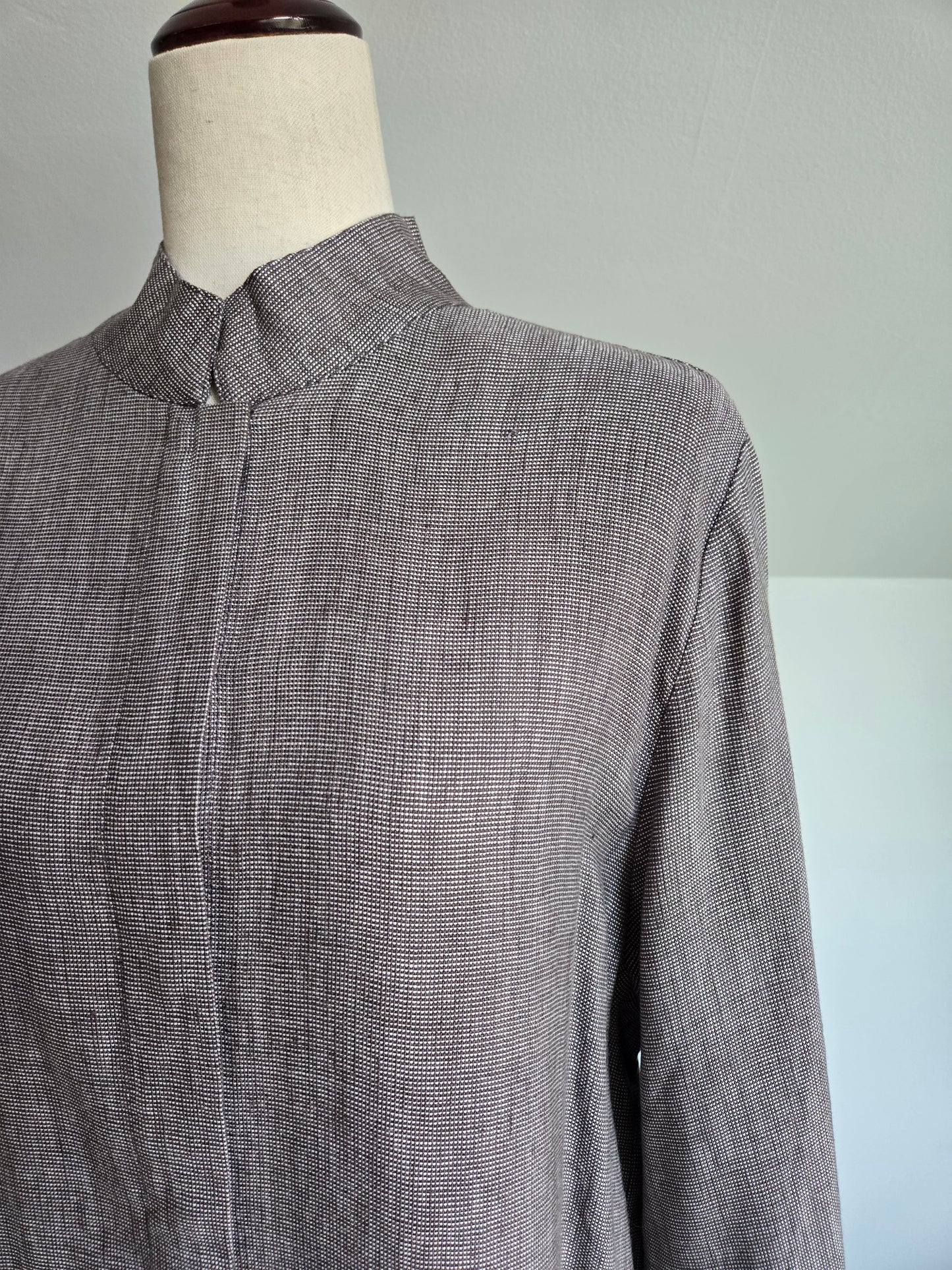 Spiegel Linen Blend Top - Large