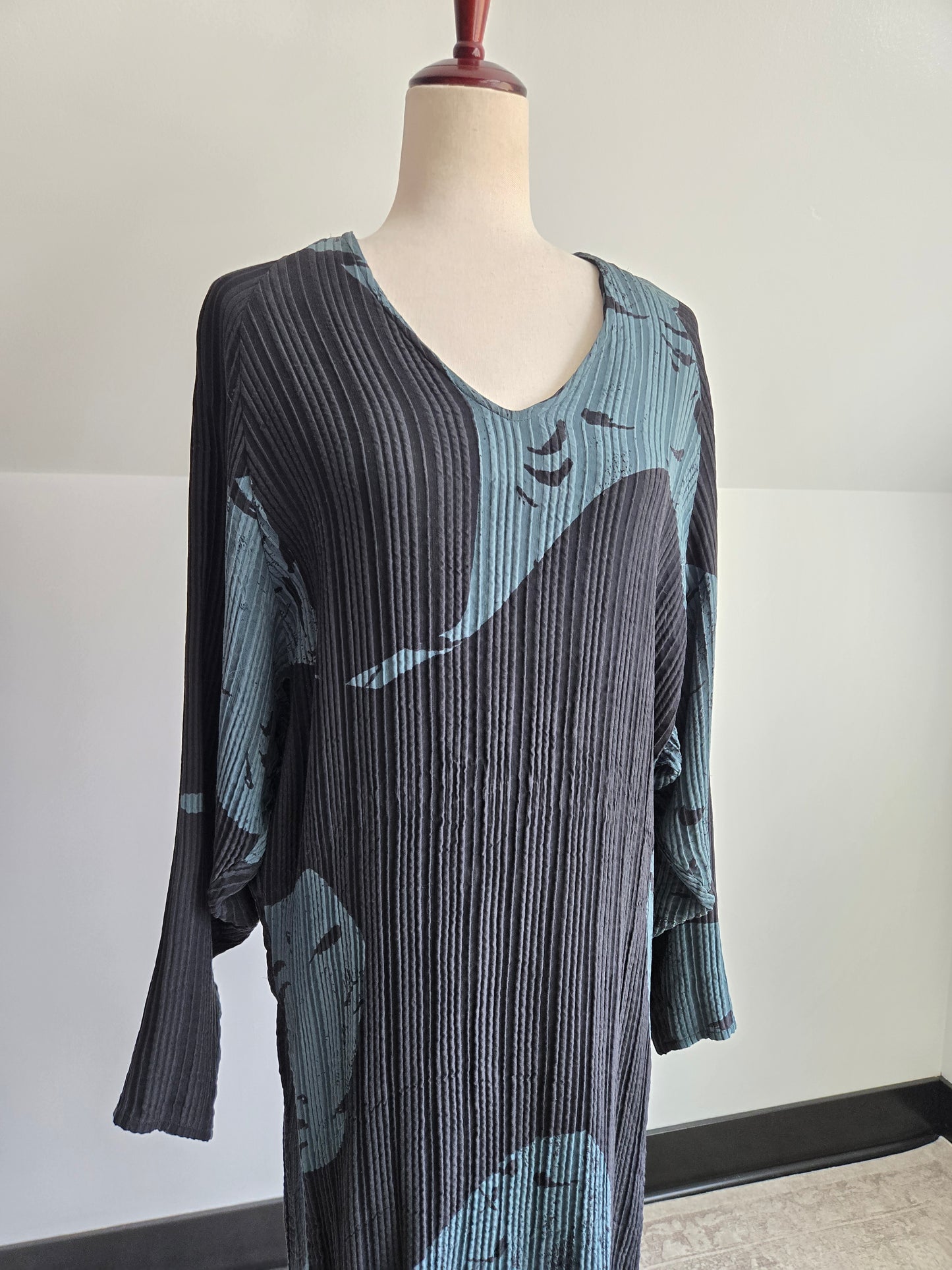 Marian Clayden Designer Pleated Top -
