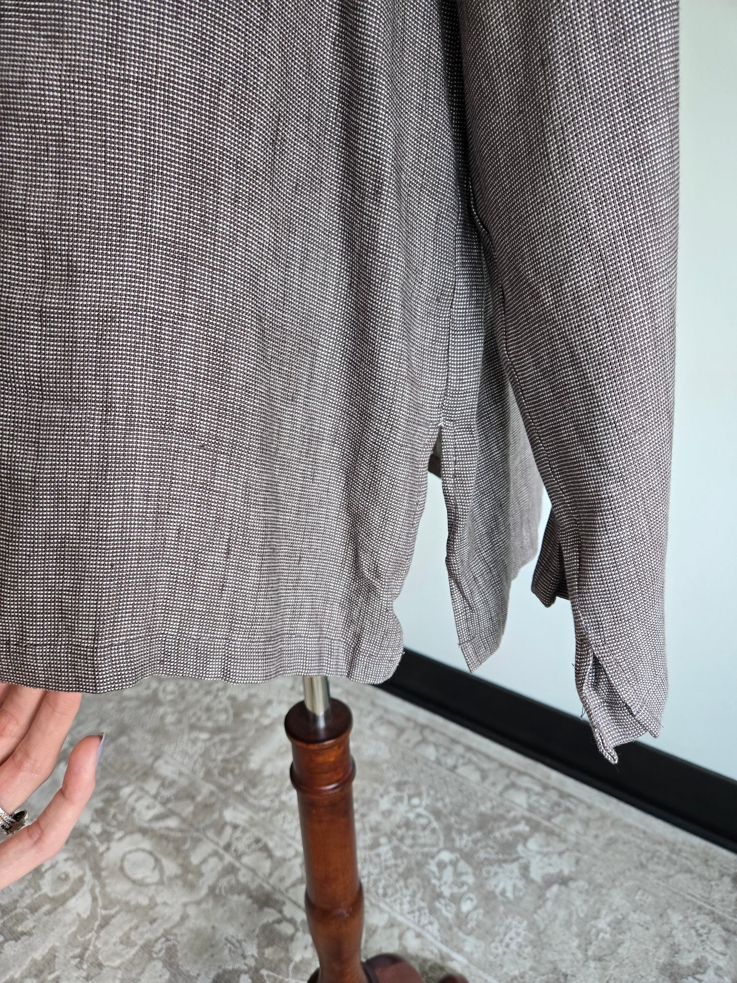 Spiegel Linen Blend Top - Large