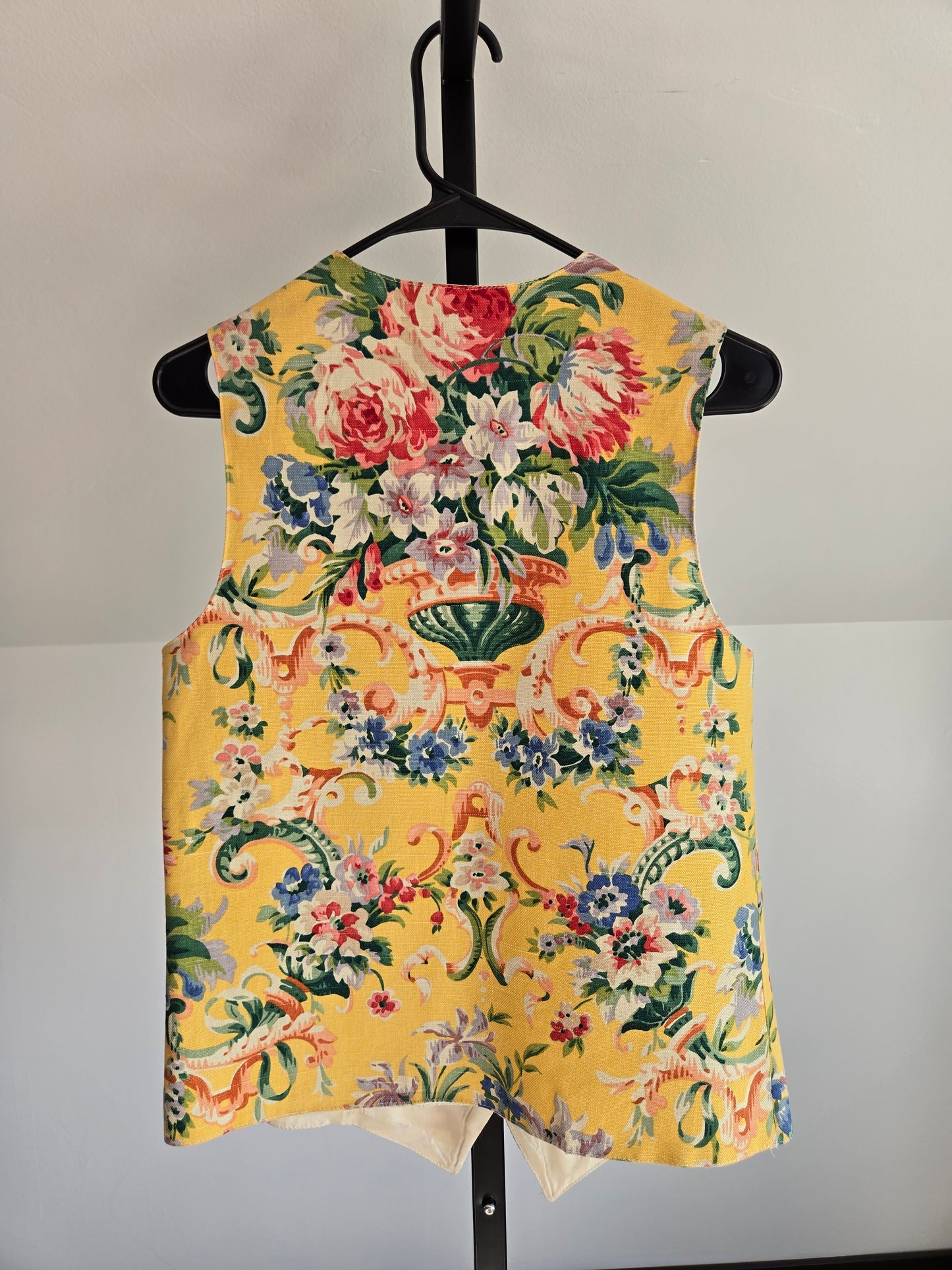 E Claire Vintage Cotton Floral Vest in Yellow - S/M
