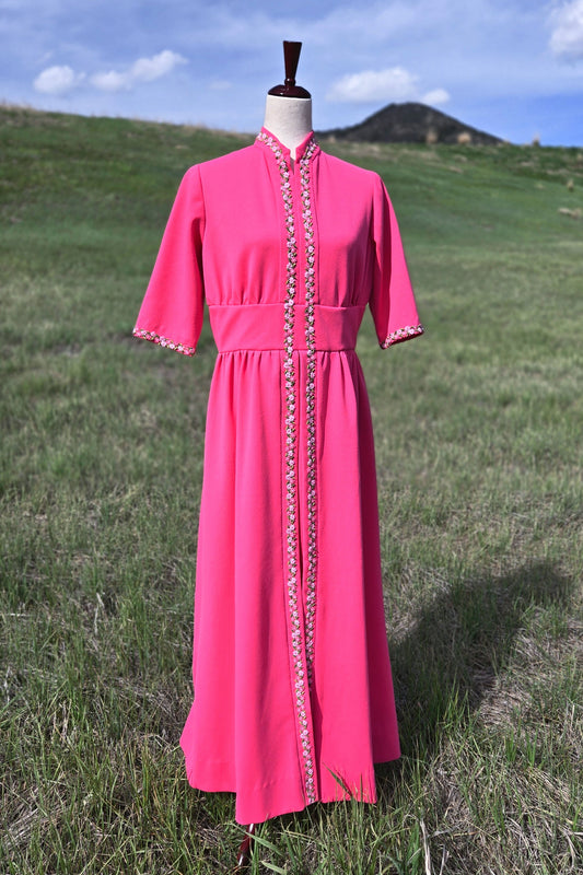 Vintage Pink 70s Double Knit Dress with Micro Floral Embroideries - XL